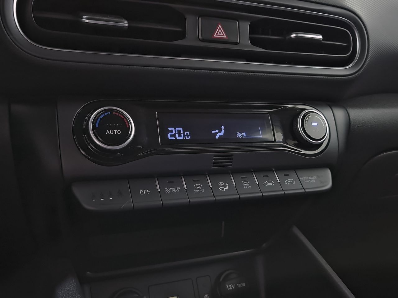 Hyundai Kona 1.6 GDI HEV Tecno 2C DCT - foto 37