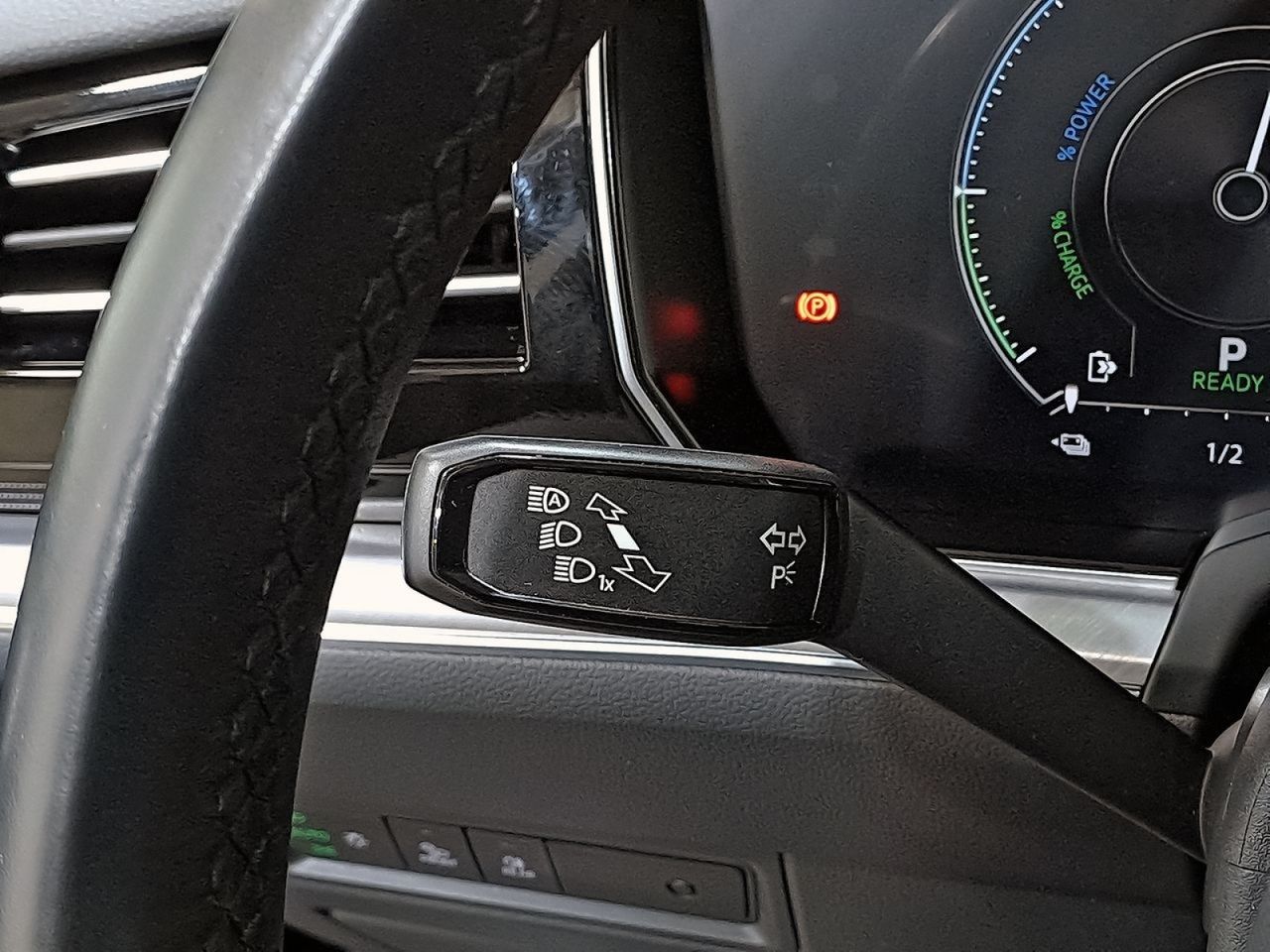 Volkswagen Touareg eHybrid Eleg 3.0 V6 TSI 280kW Tip 4M - foto 22