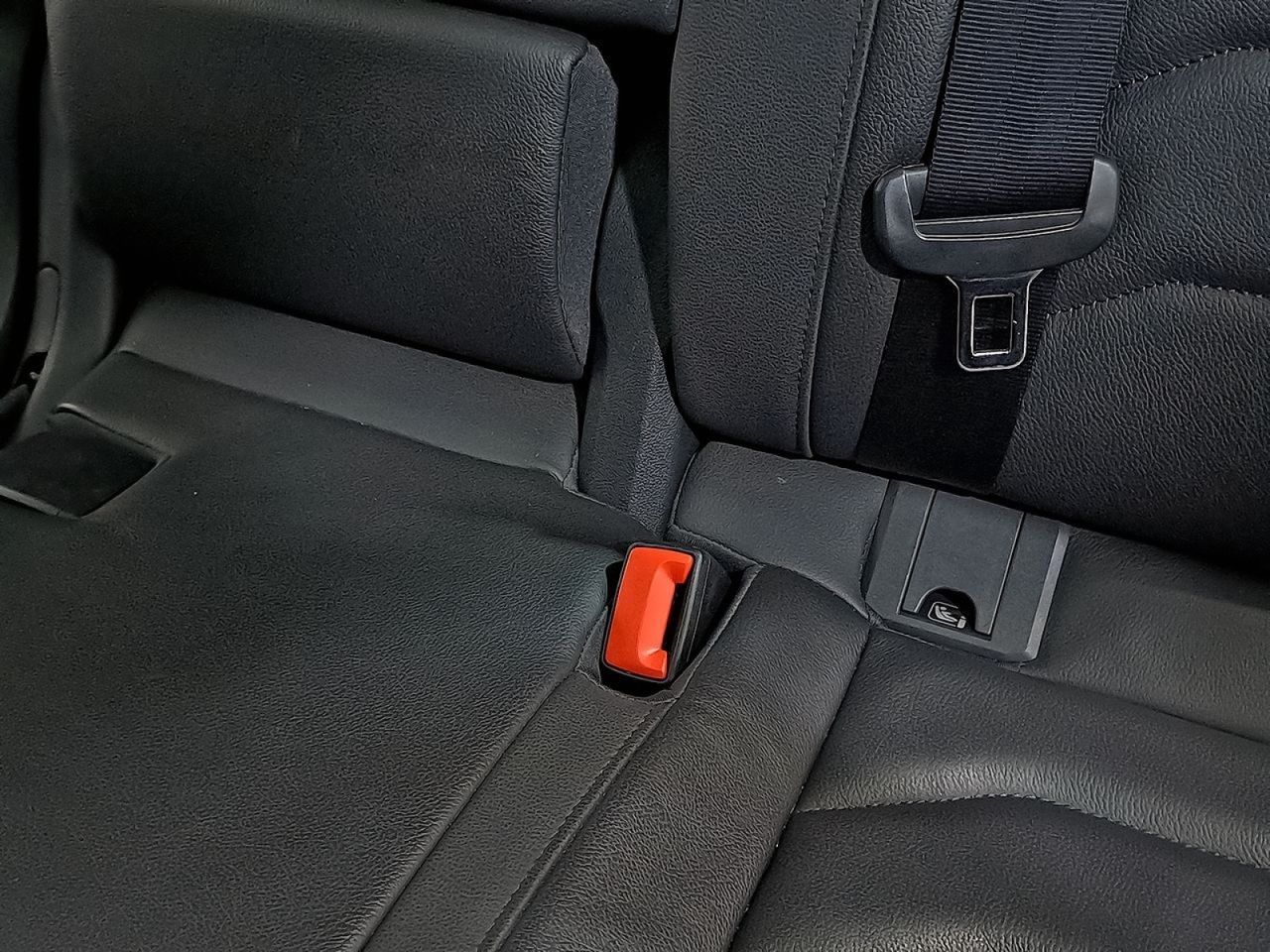 Volkswagen Touareg eHybrid Eleg 3.0 V6 TSI 280kW Tip 4M - foto 18