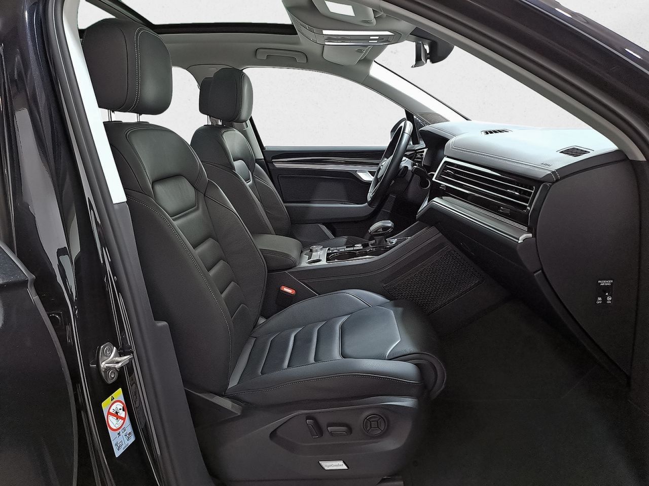 Volkswagen Touareg eHybrid Eleg 3.0 V6 TSI 280kW Tip 4M - foto 7