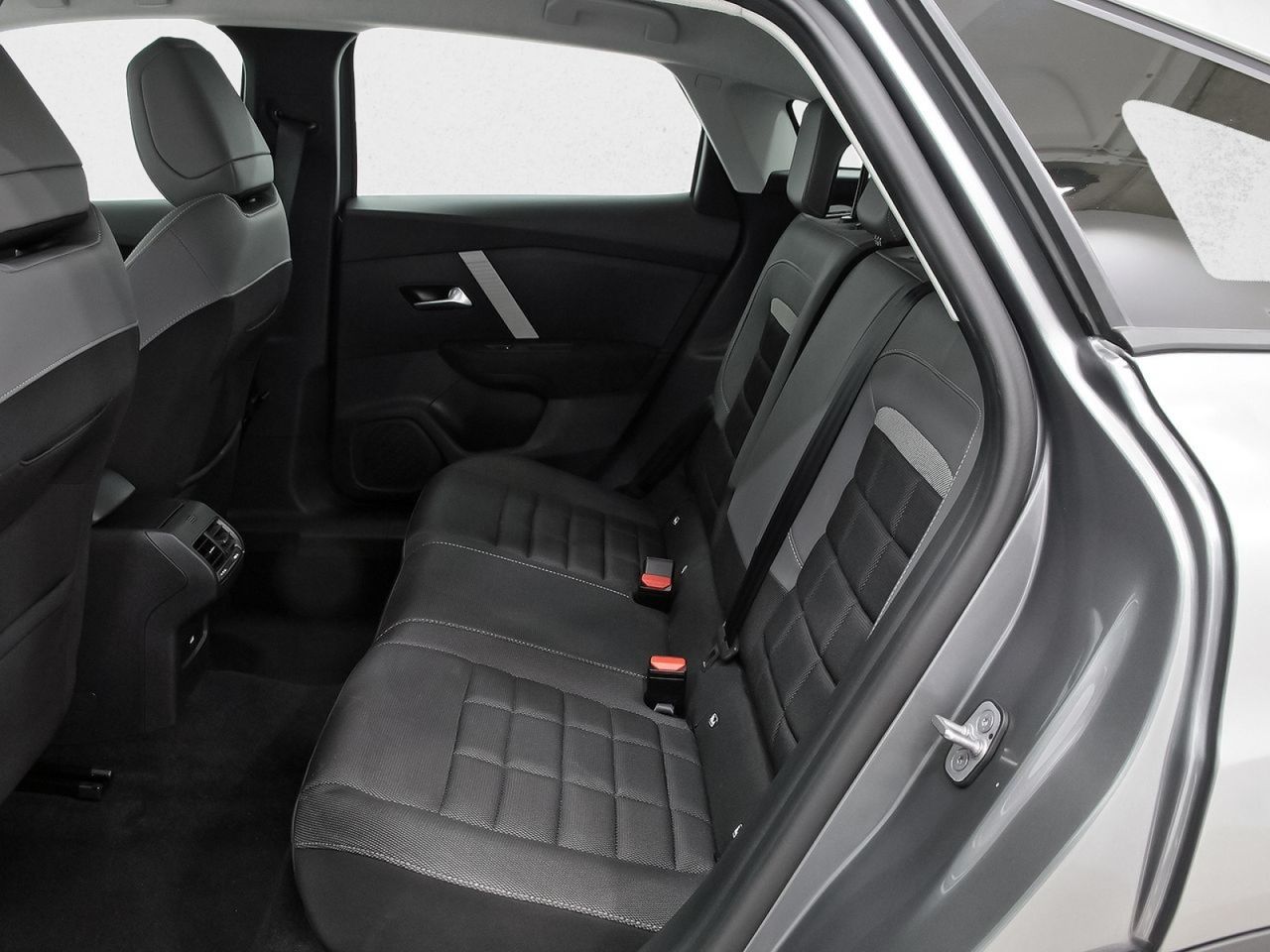 Citroën C4 Hybrid 145 ë-DCS6 Plus - foto 9