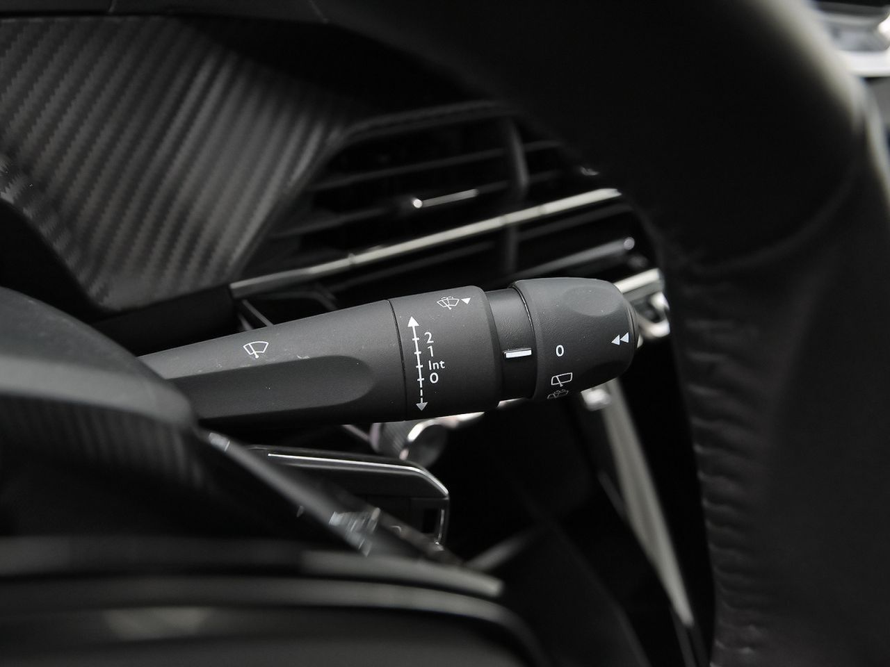 Peugeot 208 Active Puretech 100 - foto 17