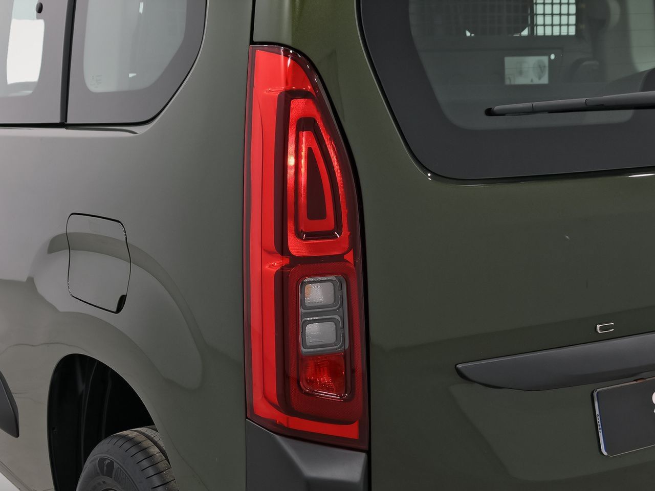 Opel Combo Cargo 1.5 TD 100 EDITION SWB 4P (N1) - foto 28