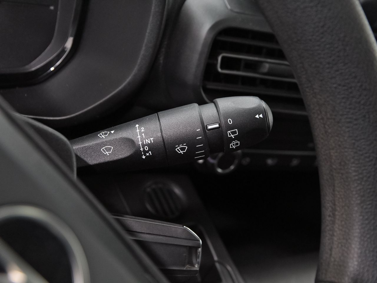 Opel Combo Cargo 1.5 TD 100 EDITION SWB 4P (N1) - foto 17