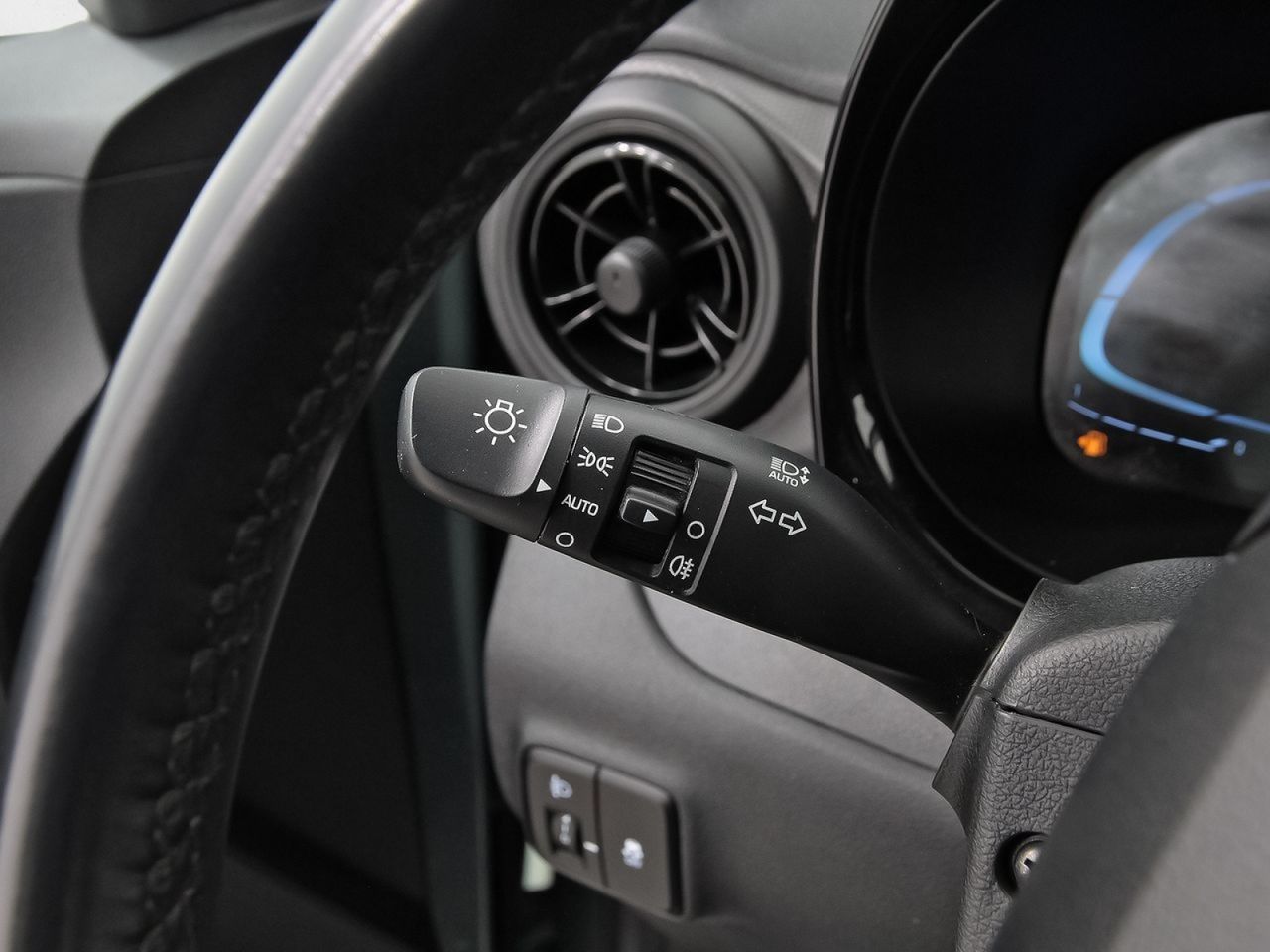 Hyundai i10 1.0 Klass - foto 16