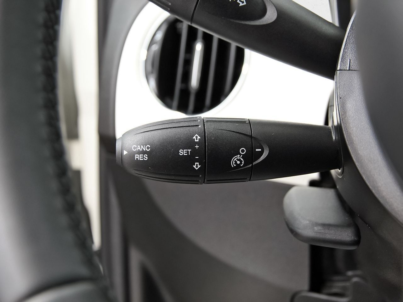 Fiat 500 Cult 1.0 Hybrid 51KW (70 CV) - foto 16