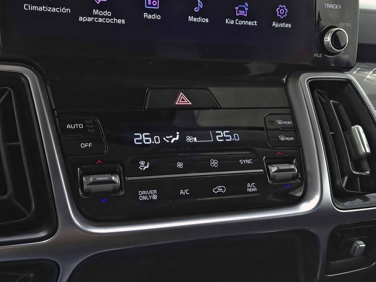 Kia Sorento 1.6 T-GDi PHEV Drive 4x4 7pl - foto 38