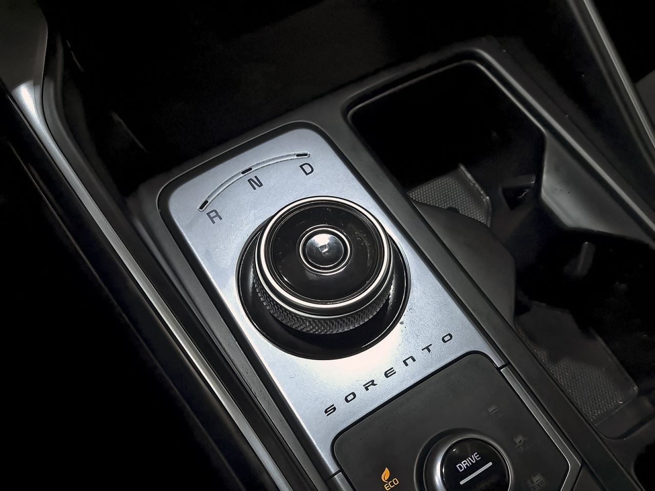 Kia Sorento 1.6 T-GDi PHEV Drive 4x4 7pl - foto 39