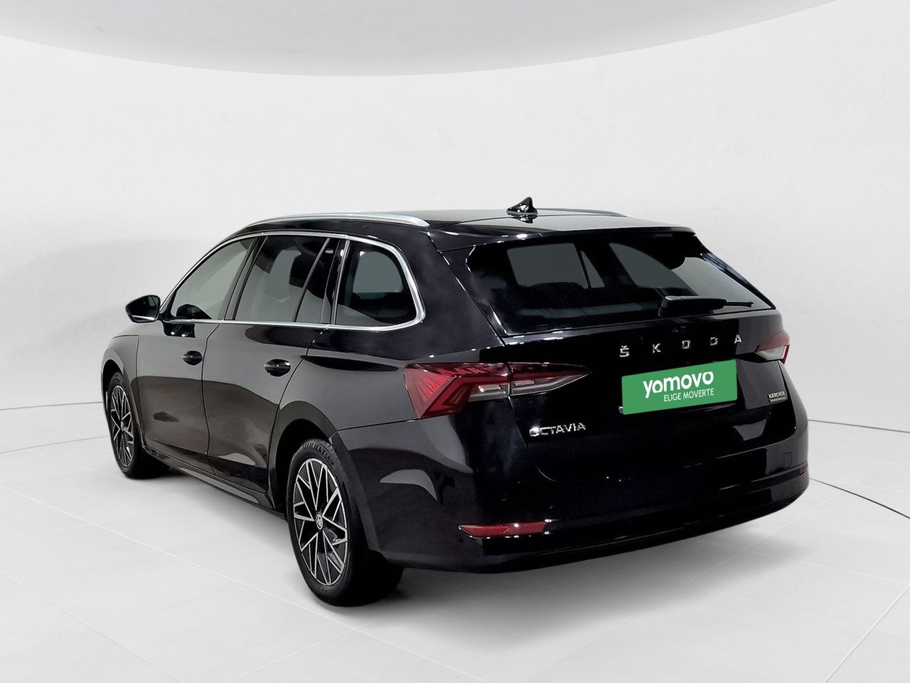 Skoda Octavia Combi 2.0 TDI 110kW(150CV) DSG Selection - foto 2