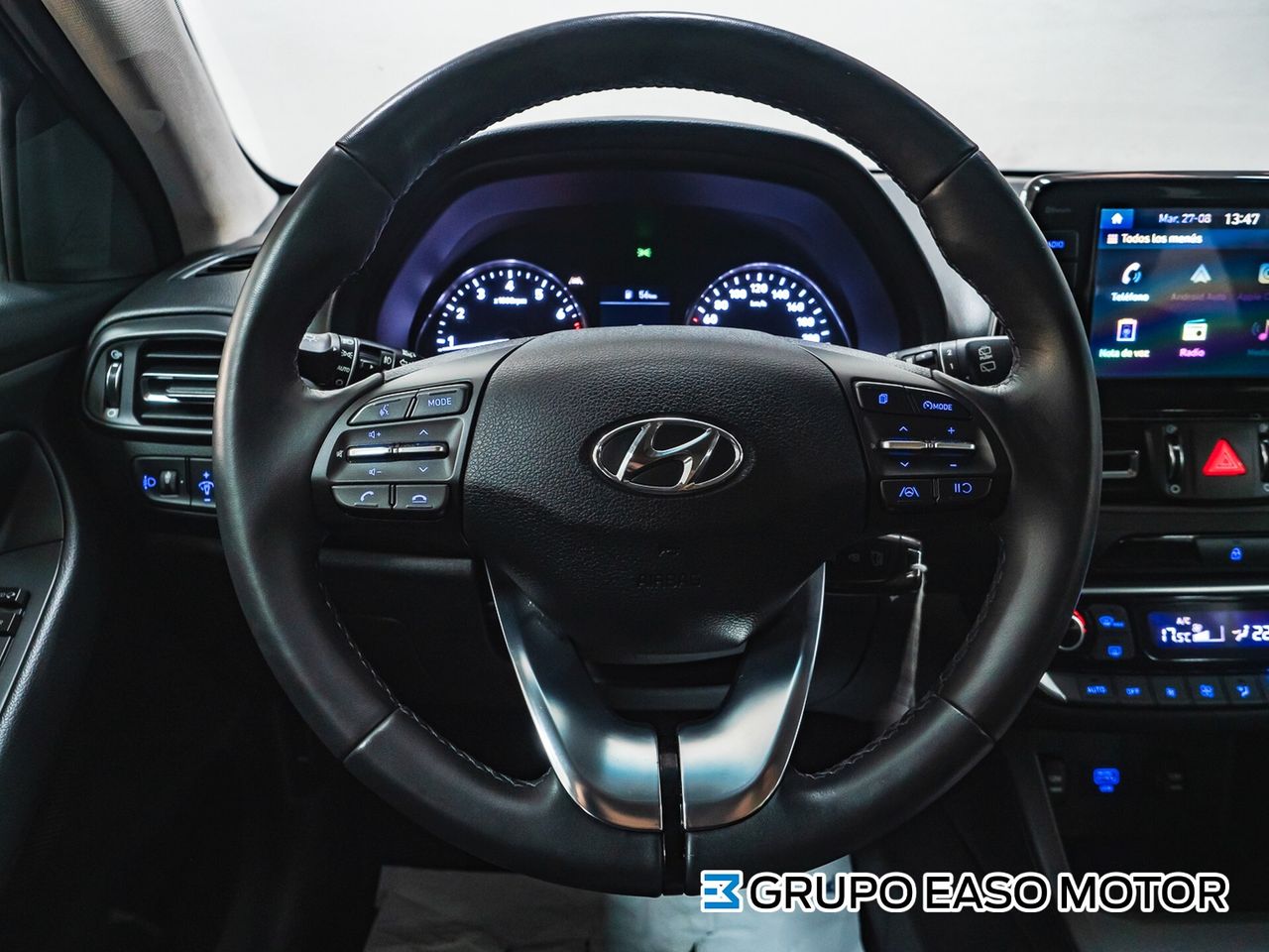 Hyundai i30 1.5 DPI KLASS SLX 110 5P - foto 22