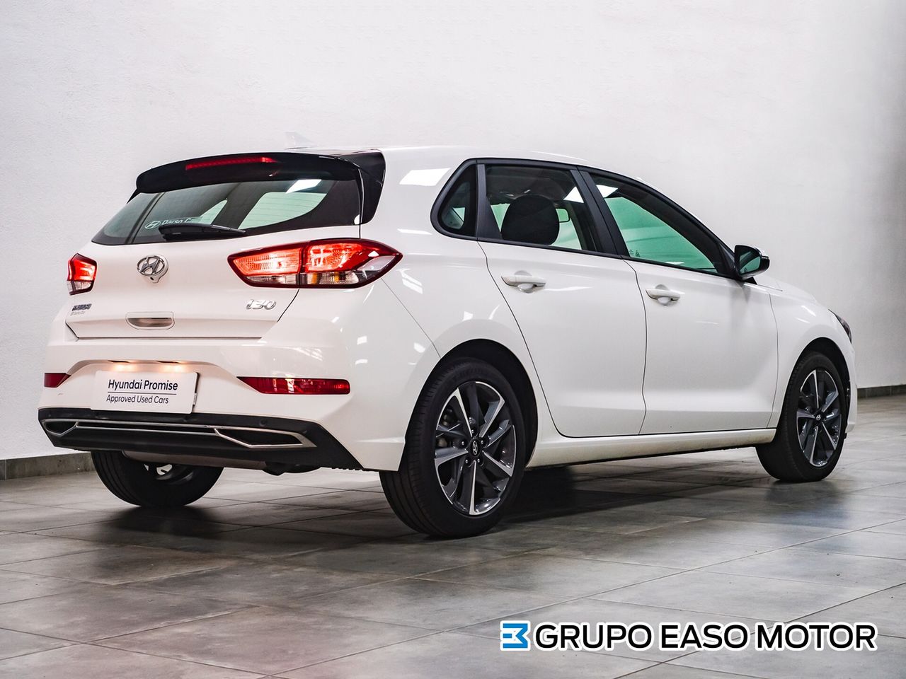 Hyundai i30 1.5 DPI KLASS SLX 110 5P - foto 9