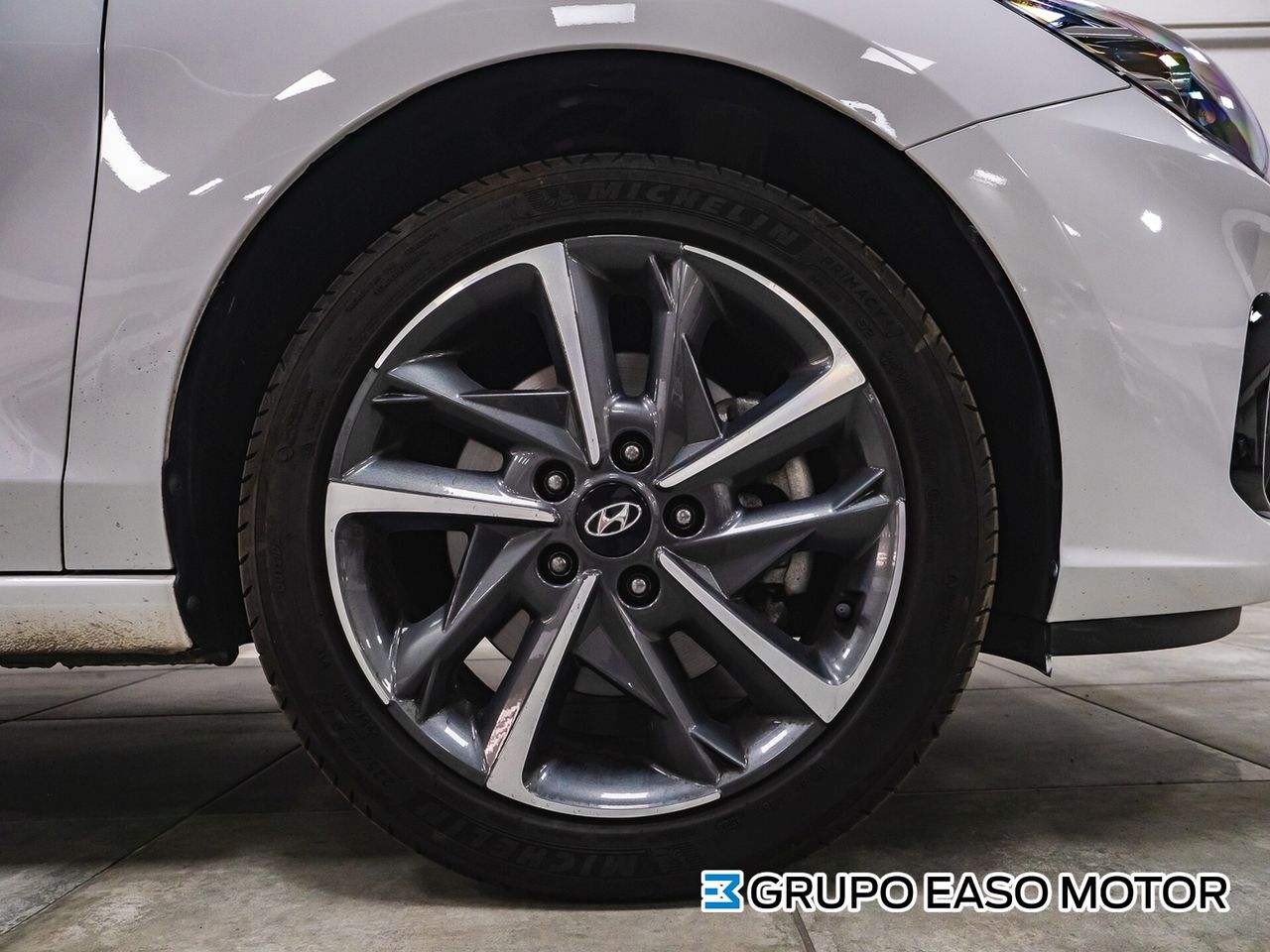 Hyundai i30 1.5 DPI KLASS SLX 110 5P - foto 8