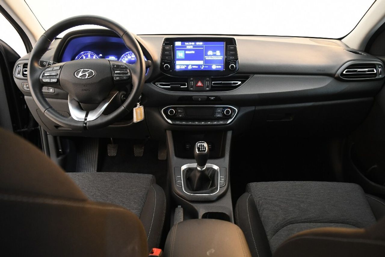 Hyundai i30 1.5 DPI KLASS SLX 110 5P - foto 7