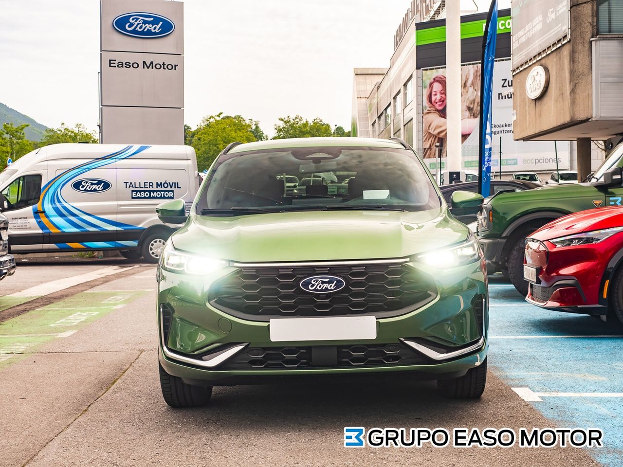 Ford Kuga SUV ST-LINE X 2.5 FHEV 180CV A8 FWD - Foto 3
