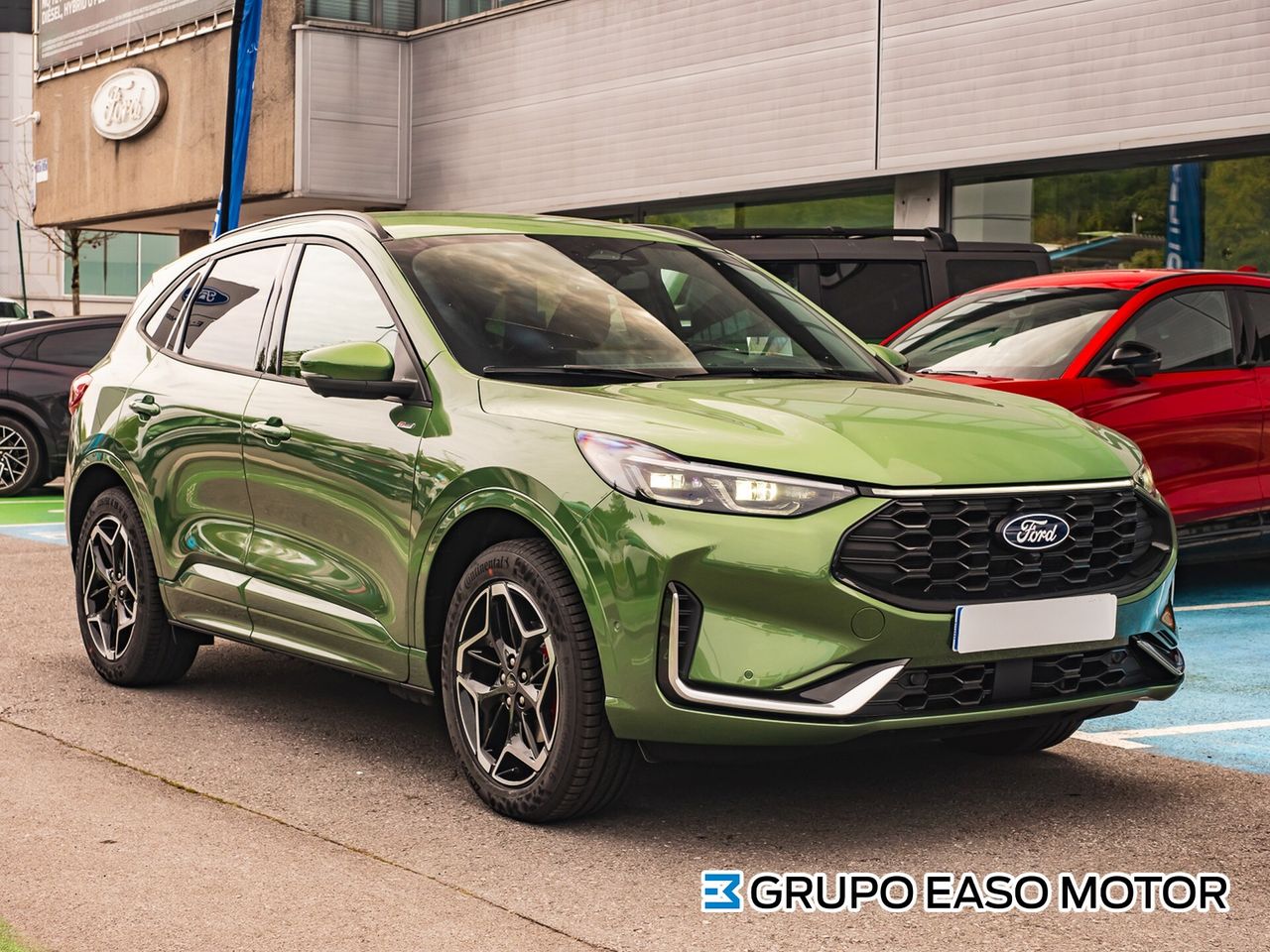Ford Kuga SUV ST-LINE X 2.5 FHEV 180CV A8 FWD - Foto 4