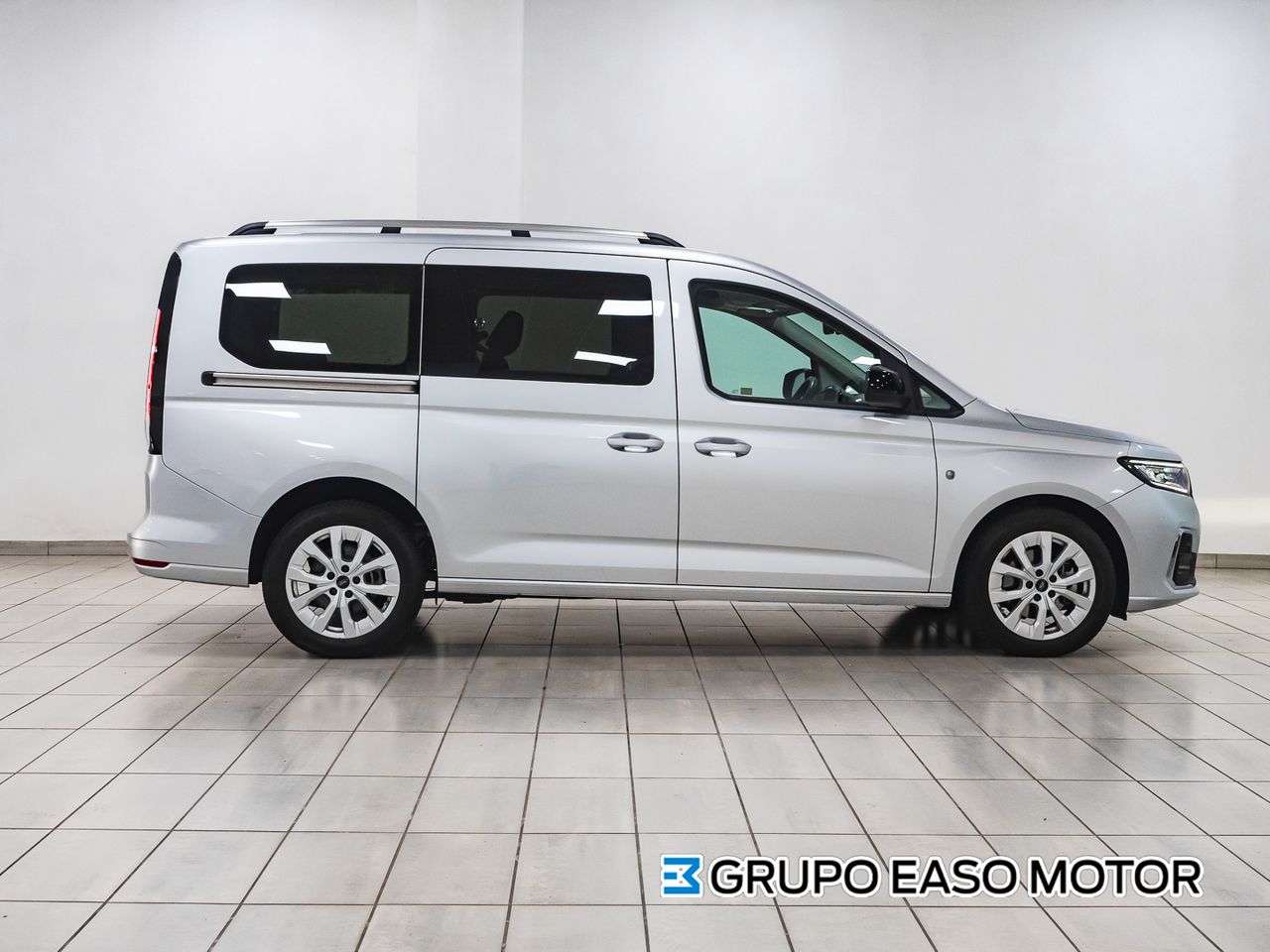 Ford Tourneo Connect 2.0 ECOBLUE 90KW TITANIUM DCT 122 5P - Foto 5