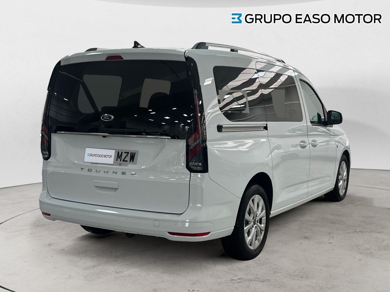 Ford Tourneo Connect 2.0 ECOBLUE 90KW TITANIUM DCT 122 5P - Foto 5