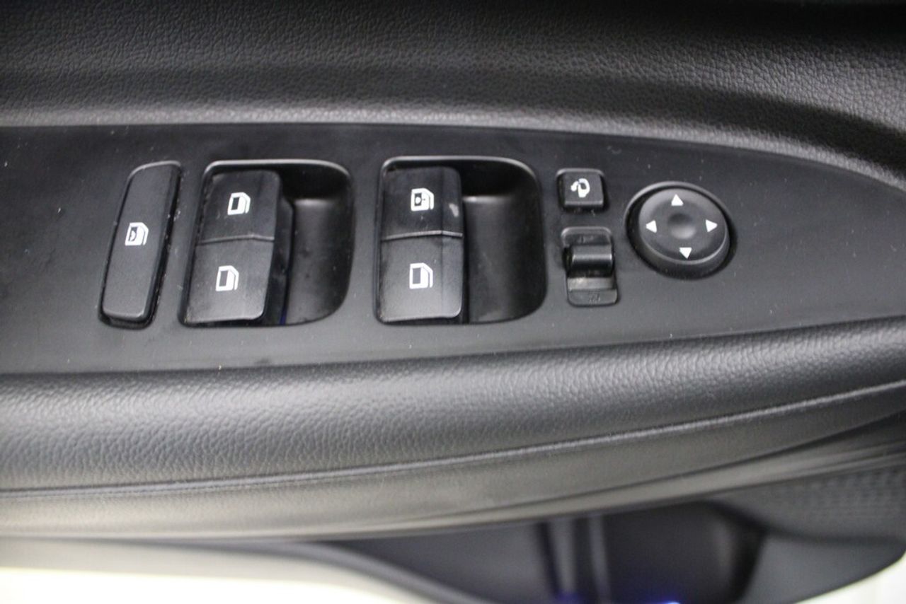 Hyundai i20 1.0 TGDI KLASS 100 5P - foto 12