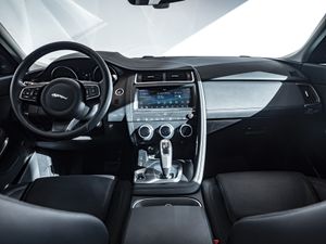 Jaguar E-Pace 2.0 D 110KW S 150 5P
