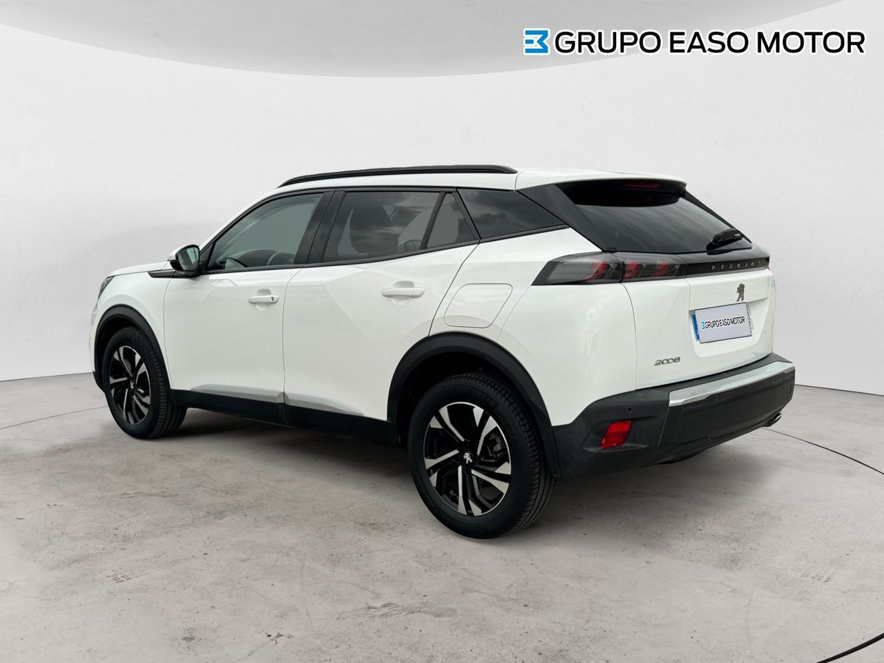 Peugeot 2008 1.5 BLUEHDI 81KW S&S ALLURE PACK 110 5P - Foto 3