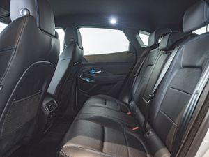Jaguar F-Pace 2.0D PURE 4WD AUTO 180 5P