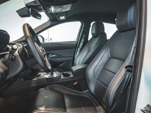 Jaguar F-Pace 2.0D PURE 4WD AUTO 180 5P