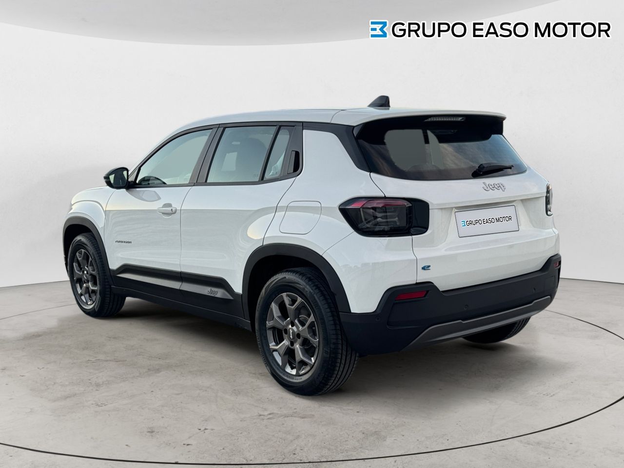Jeep Avenger BEV 54KWH LONGITUDE 156 5P - Foto 3