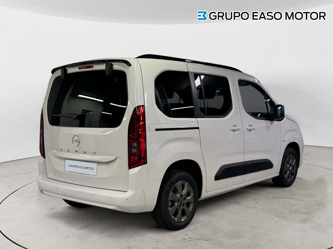 Opel Combo Cargo 1.5 TD 74KW SWB 100 4P - Foto 5
