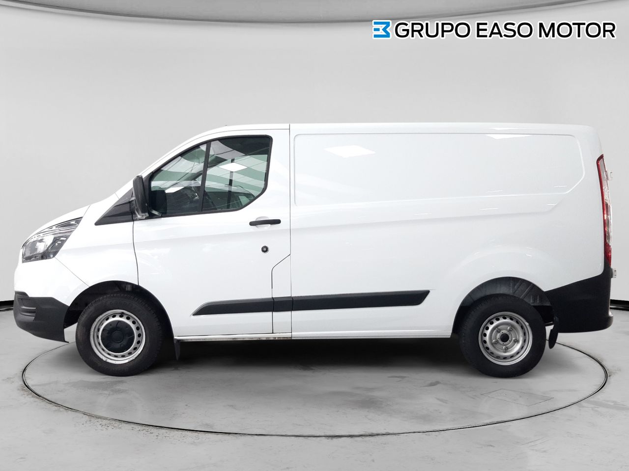 Ford Transit Custom 2.0 TDCI 77KW 260 AMBIENTE VAN SWB 105 4 - foto 2