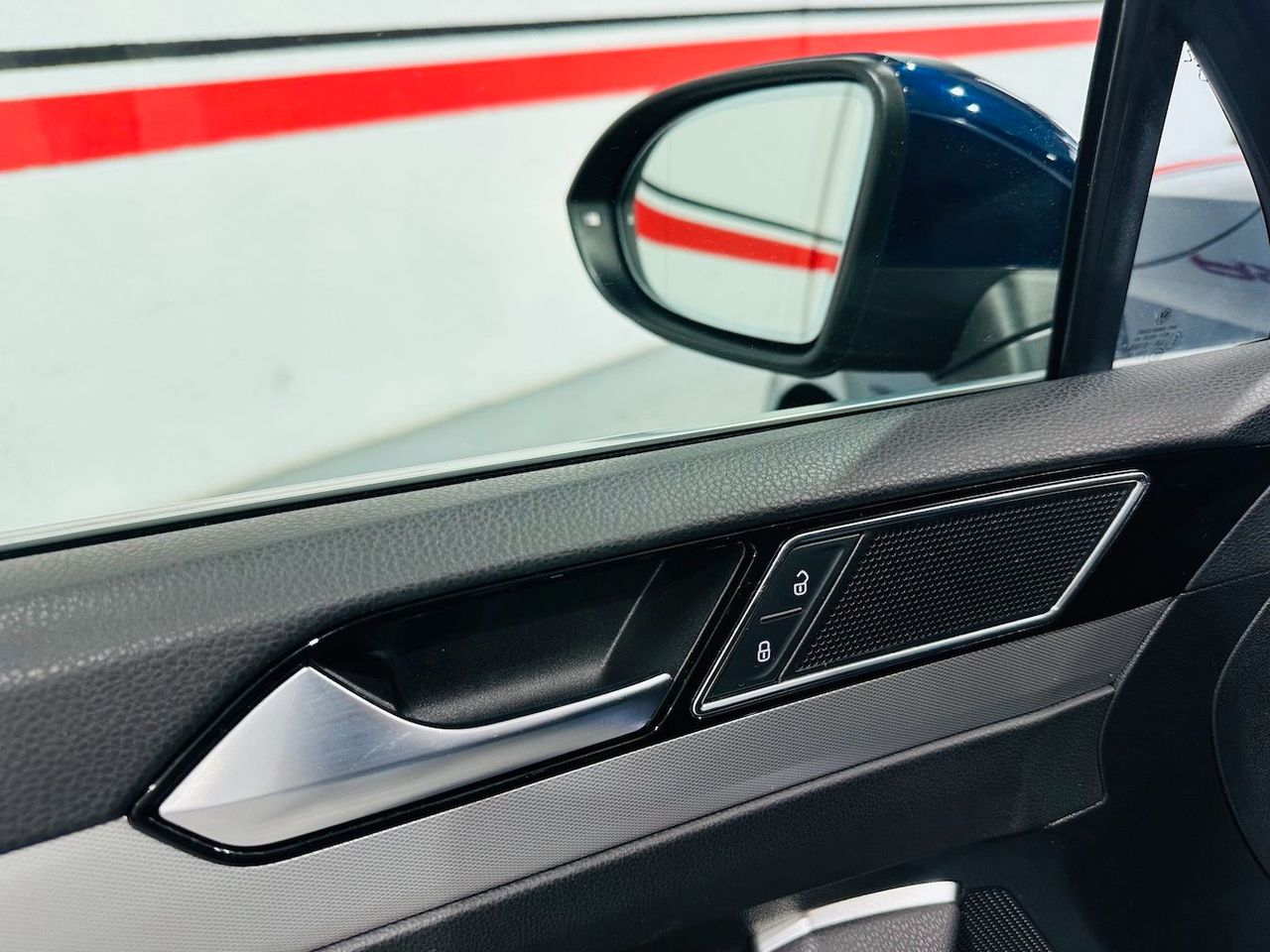 VOLKSWAGEN Passat Edition 2.0 TDI Variant - foto 29