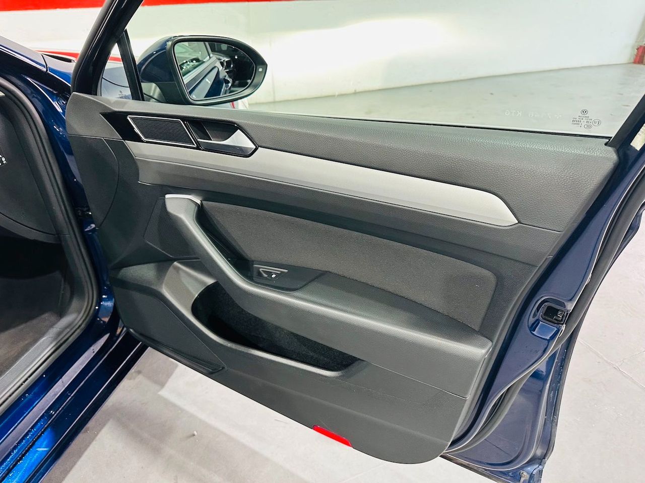 VOLKSWAGEN Passat Edition 2.0 TDI Variant - foto 31