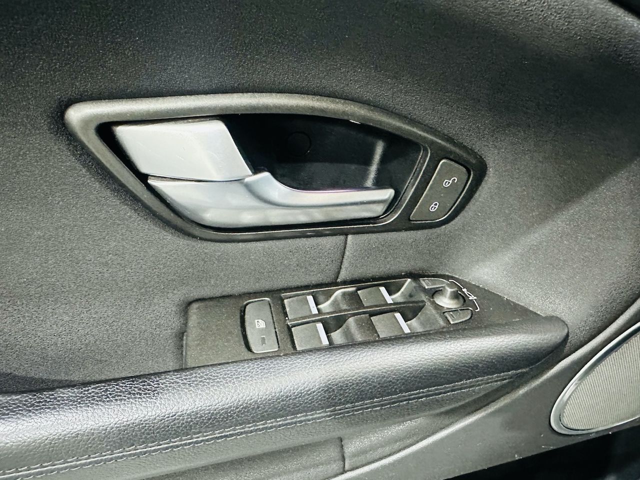 Land-Rover Range Rover Evoque SE - foto 16