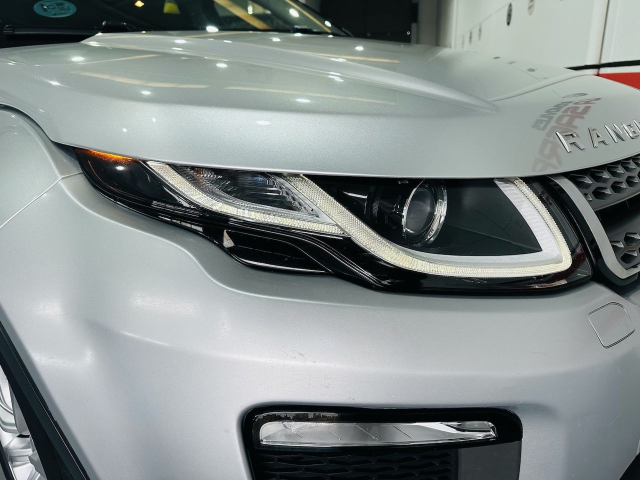 Land-Rover Range Rover Evoque SE - foto 36