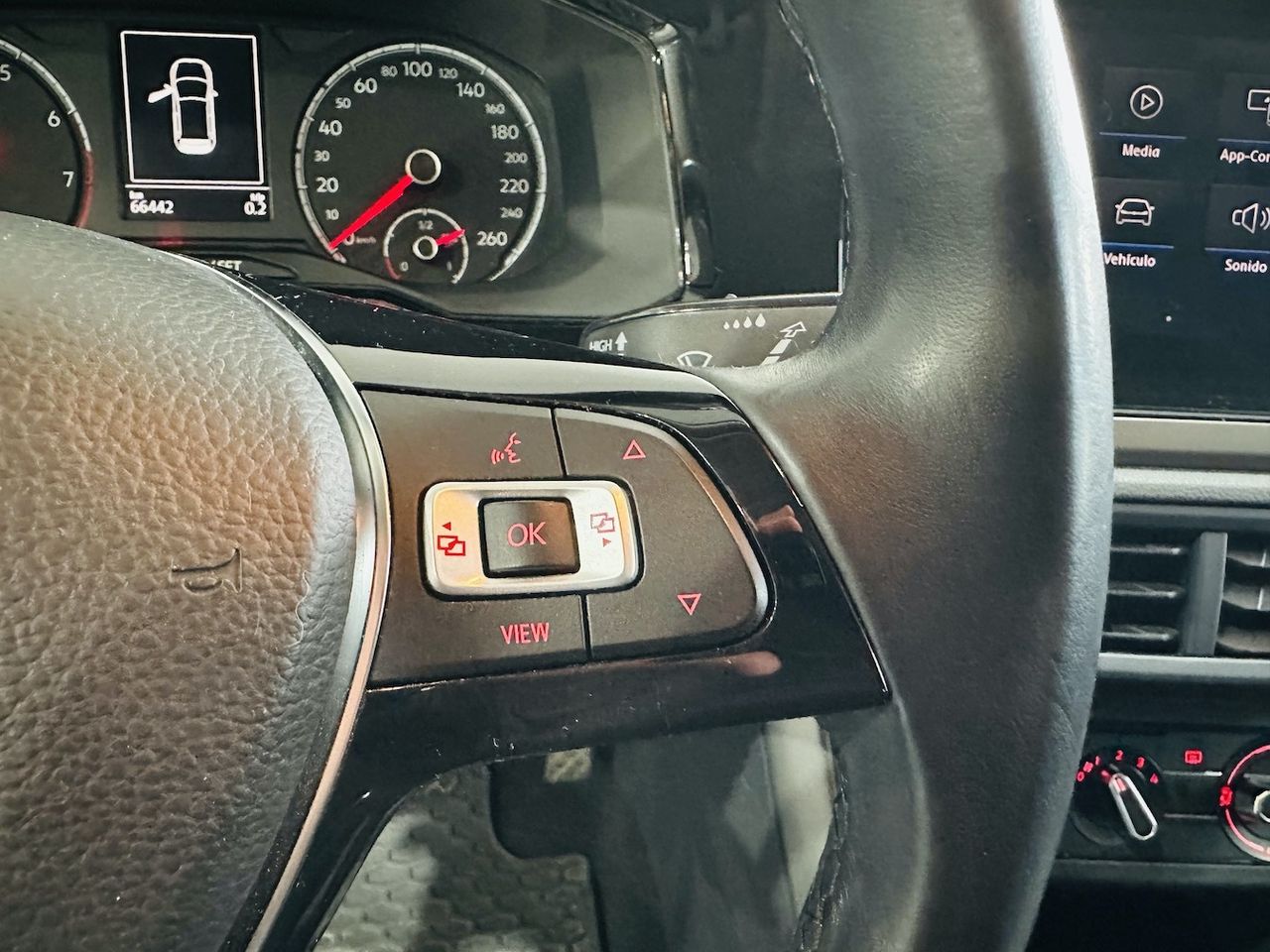 Volkswagen Polo Advance - foto 21