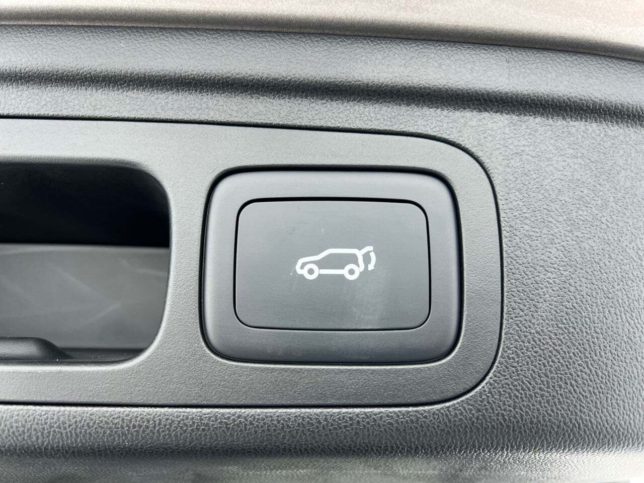 MG HS 1.5 HEV HYBRID+ LUXURY 220CV 5P - foto 24