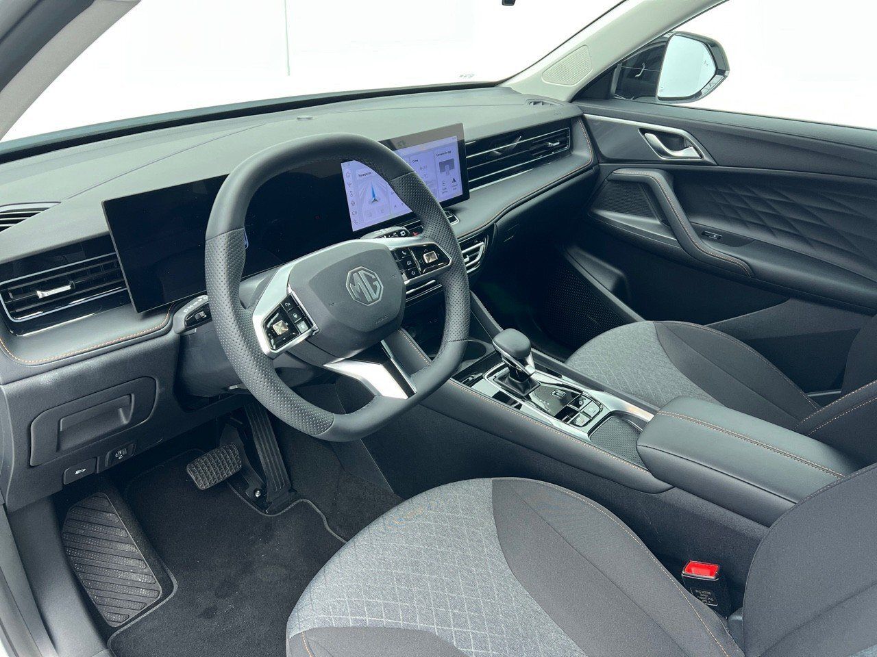 MG HS 1.5 HEV HYBRID +COMFORT 220CV 5P - foto 21