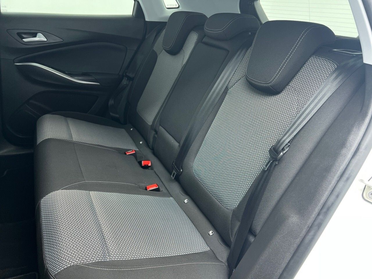 Opel Grandland PHEV 1.6 TURBO GS LINE AUTO 224CV 5P - foto 23