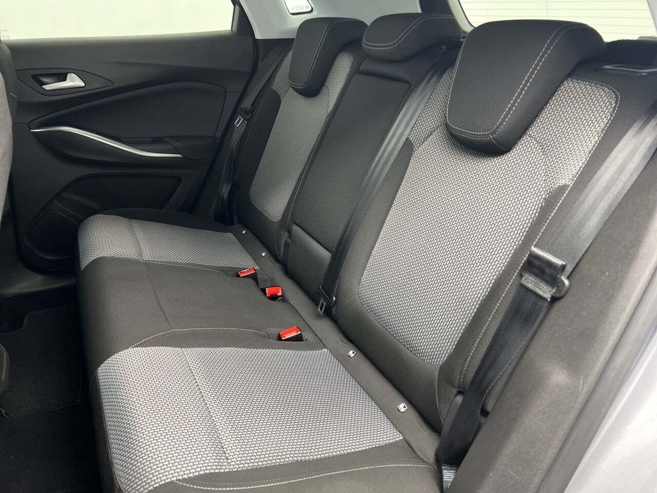 Opel Grandland 1.6 TURBO PHEV GS LINE 225CV 5P - foto 22