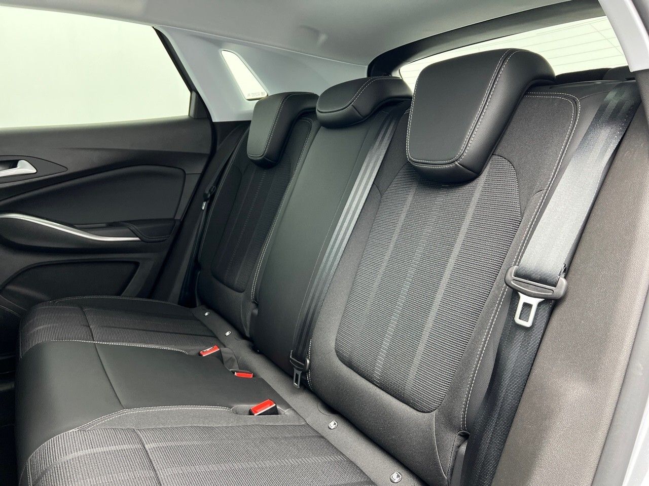 Opel Grandland 1.6 TURBO PHEV GS AUTO 225CV 5P - foto 25