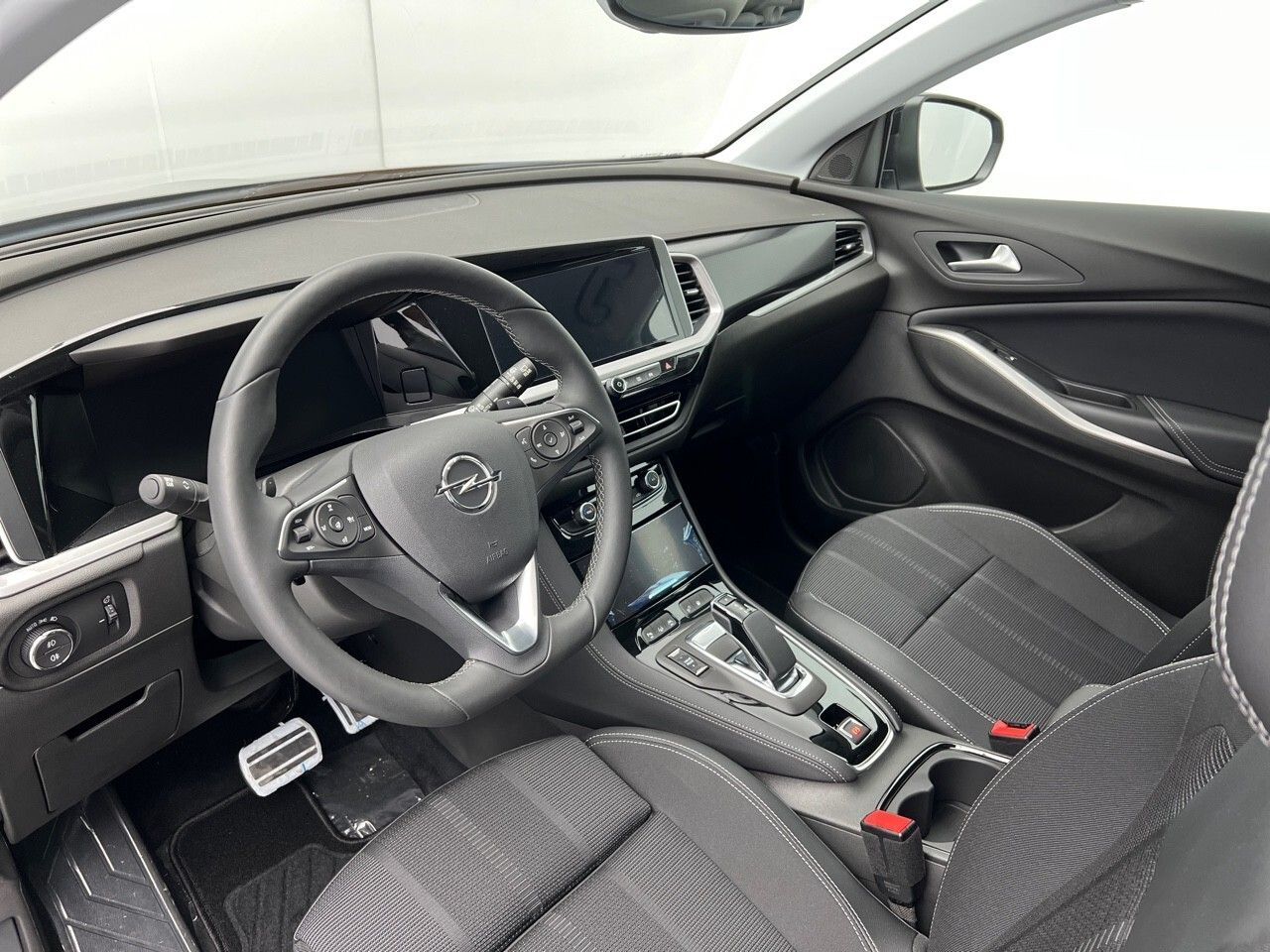 Opel Grandland 1.6 TURBO PHEV GS AUTO 225CV 5P - foto 22