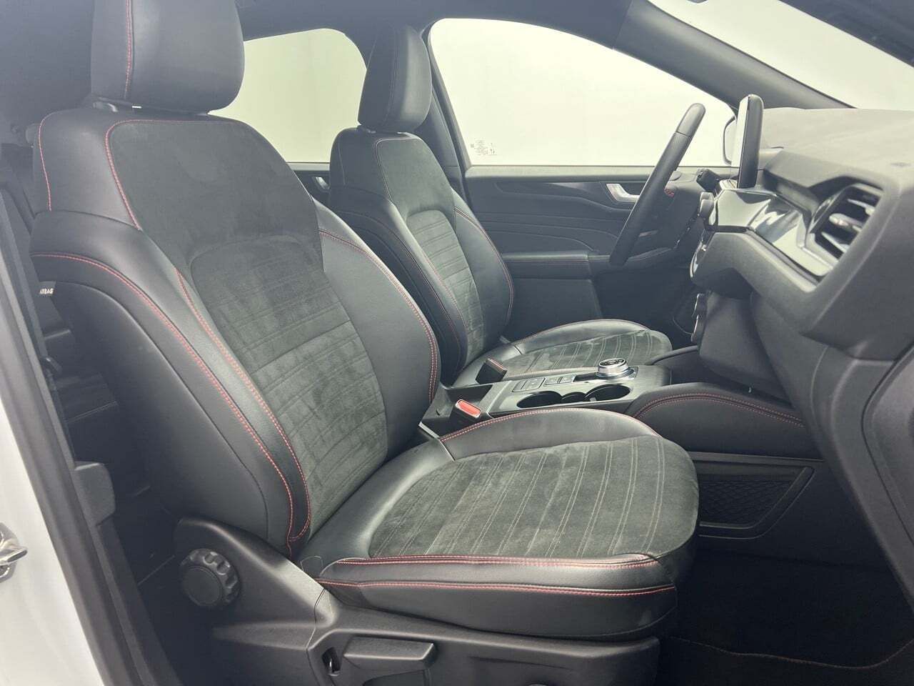 Ford Kuga ST-LINE X 2.5 DURATEC FHEV 190CV 5P - foto 20