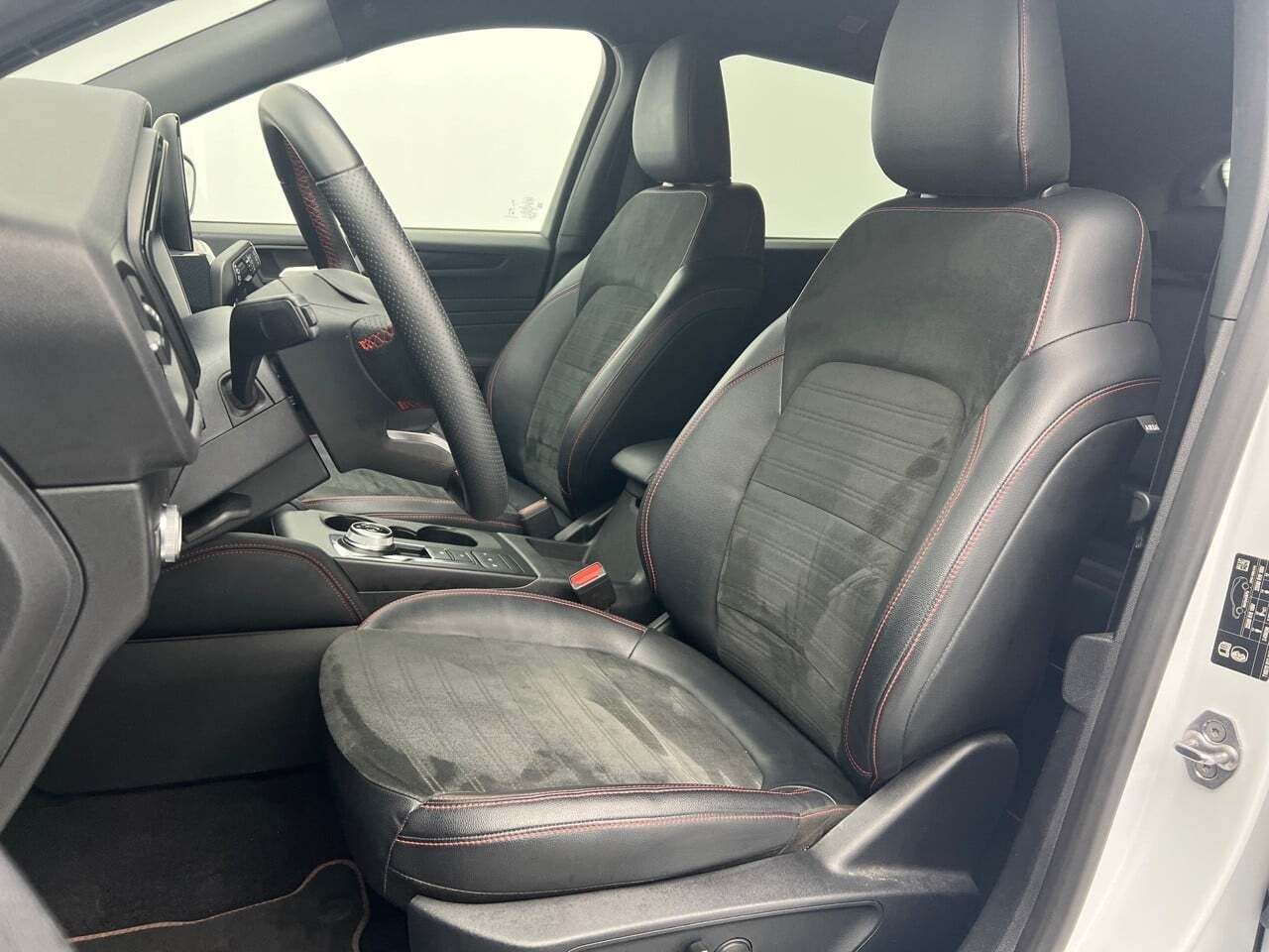 Ford Kuga ST-LINE X 2.5 DURATEC FHEV 190CV 5P - foto 22