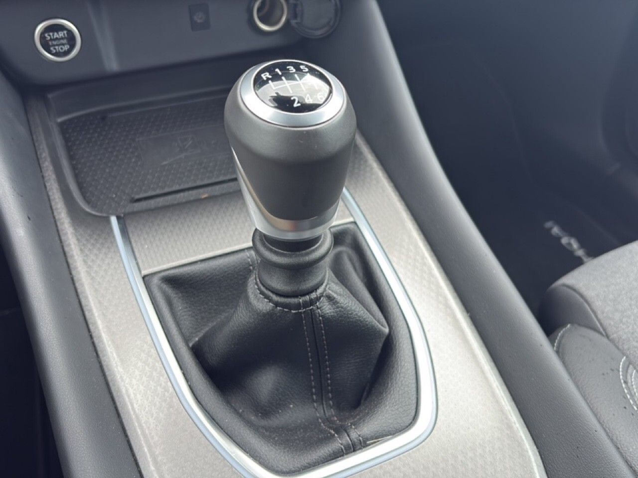 Nissan Qashqai DIG-T 140cv N-Connecta - foto 19