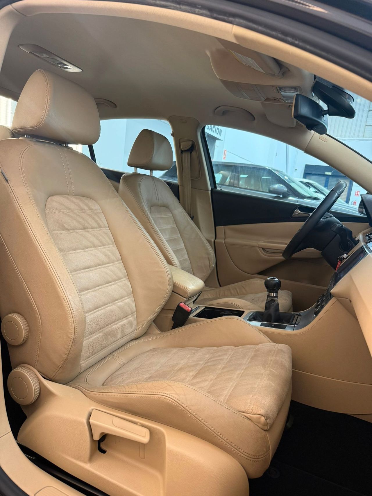 VOLKSWAGEN Passat 2.0 TDI DPF Highline - foto 15