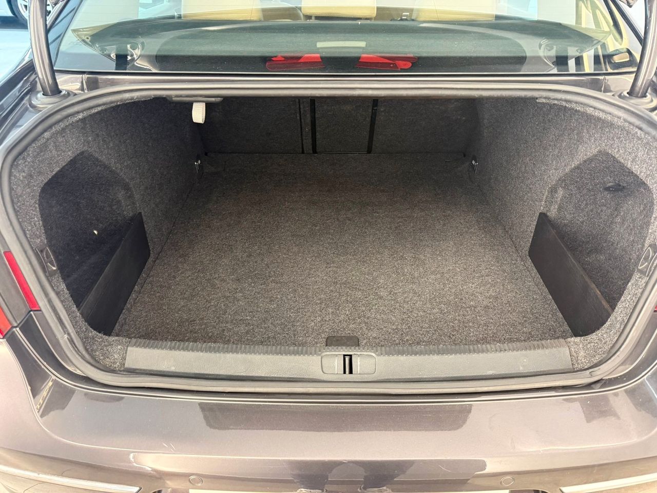 VOLKSWAGEN Passat 2.0 TDI DPF Highline - foto 10