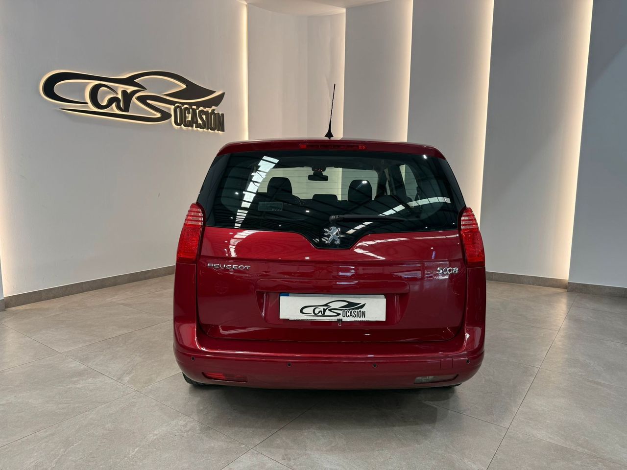 PEUGEOT 5008 Allure 1.6 HDI 112 FAP - foto 14