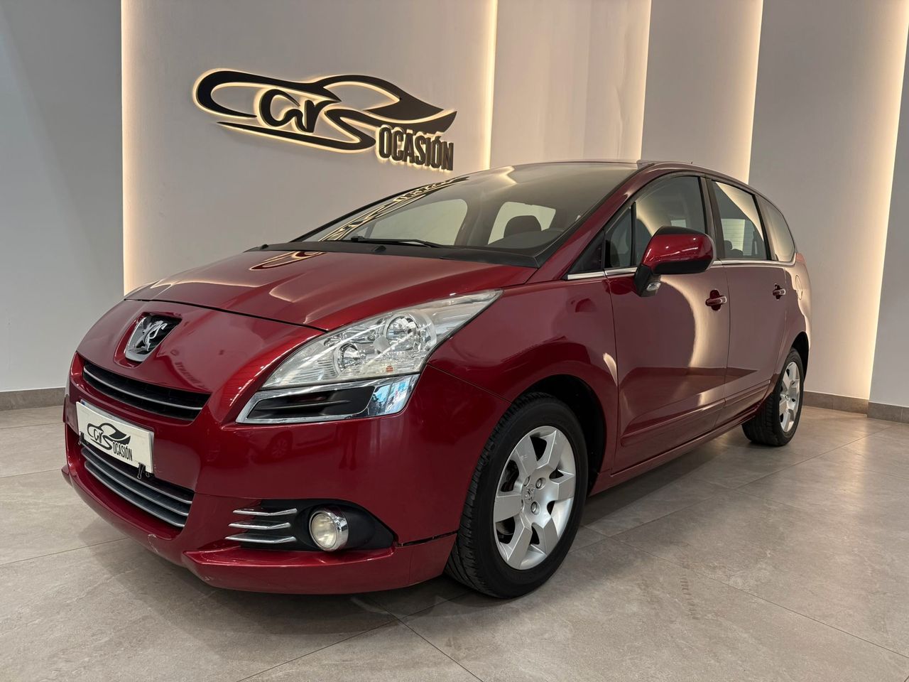 PEUGEOT 5008 Allure 1.6 HDI 112 FAP