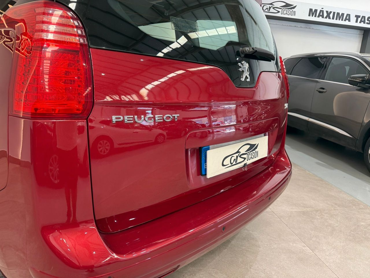 PEUGEOT 5008 Allure 1.6 HDI 112 FAP - foto 15