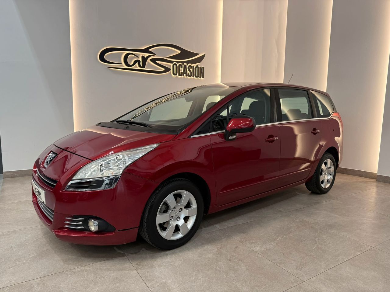 PEUGEOT 5008 Allure 1.6 HDI 112 FAP - foto 2