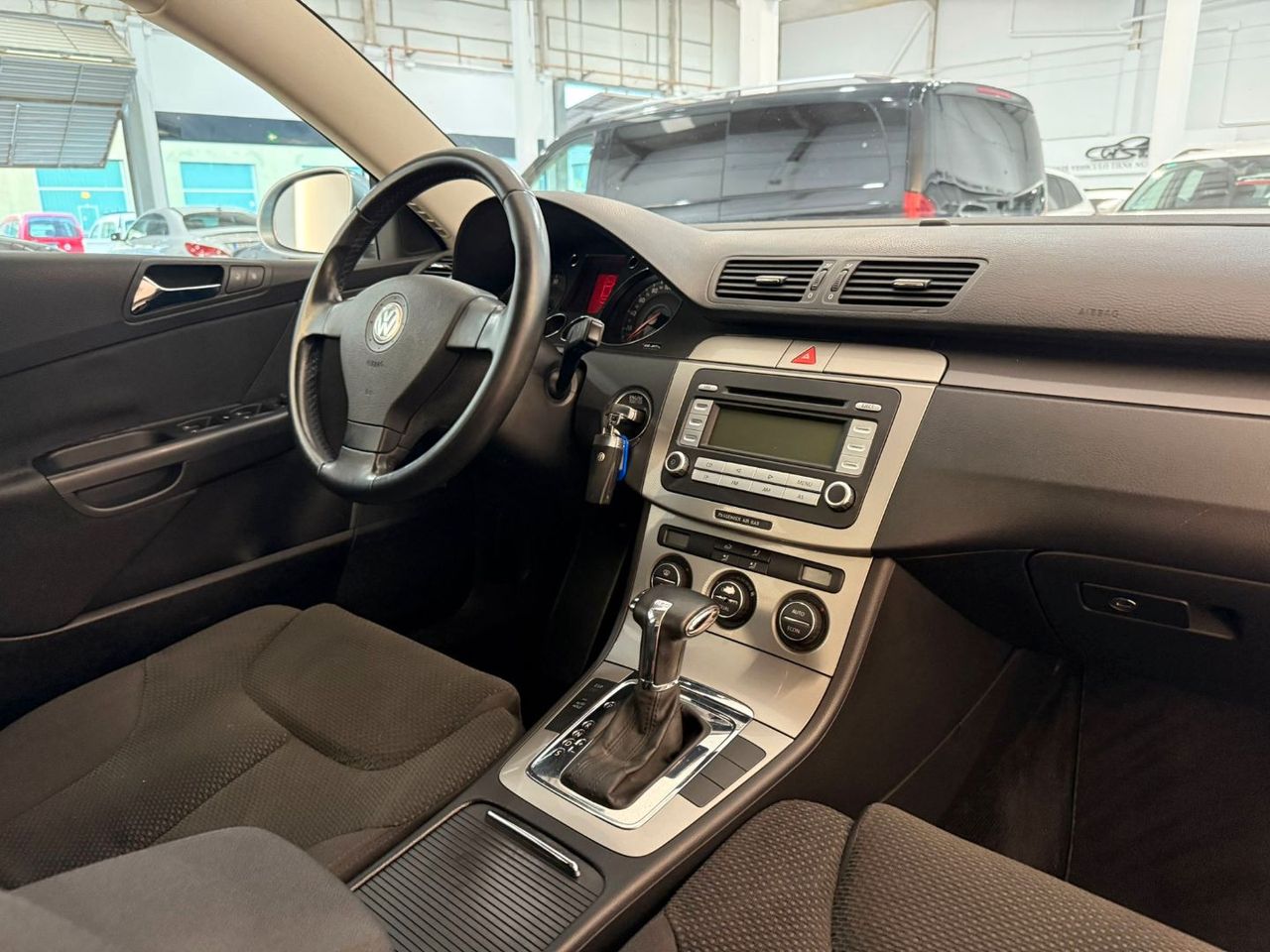 VOLKSWAGEN Passat Variant 2.0 TDI DPF Highline - foto 13